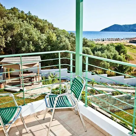 Aselinos Sleeps 6 With Pool Air Con And Wifi * ترولو