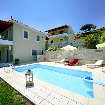 Aselinos Sleeps 6 With Pool Air Con And Wifi ترولو