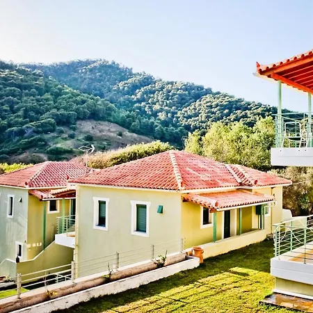 Aselinos Sleeps 6 With Pool Air Con And Wifi * ترولو